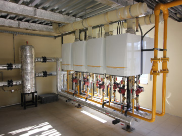 г. Калининград, ул. Фрунзе (Торгово-офисный центр "VANDA")